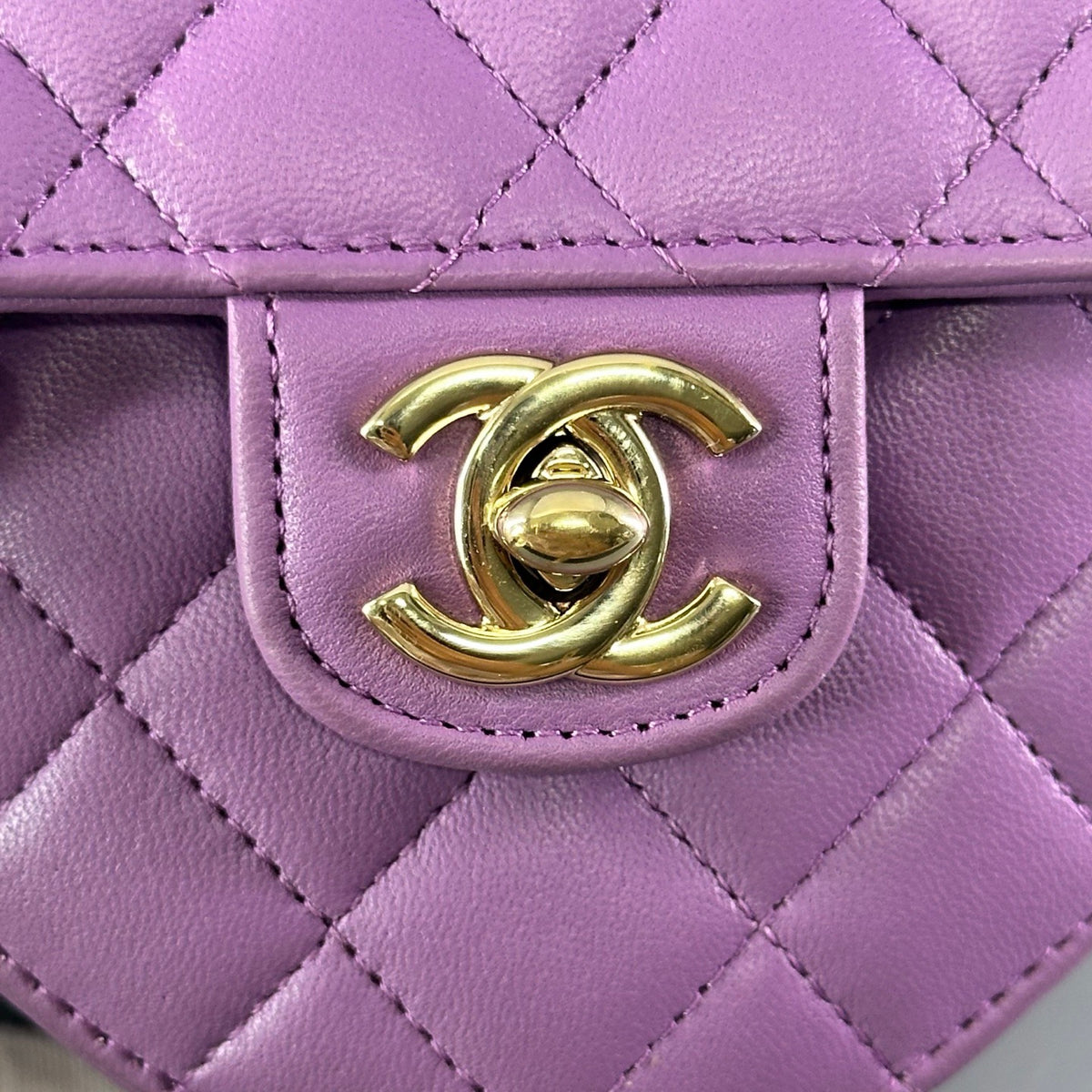 Chanel Lambskin Quilted Heart Clutch With Chain
